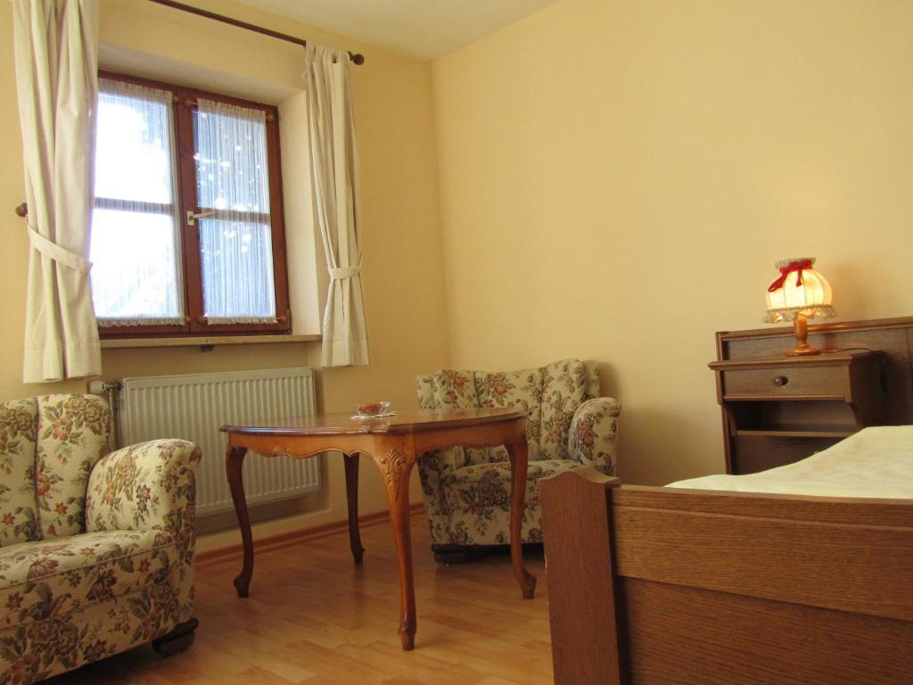 فولفراتسهاوزن Hotel Gasthof Humplbrau الغرفة الصورة