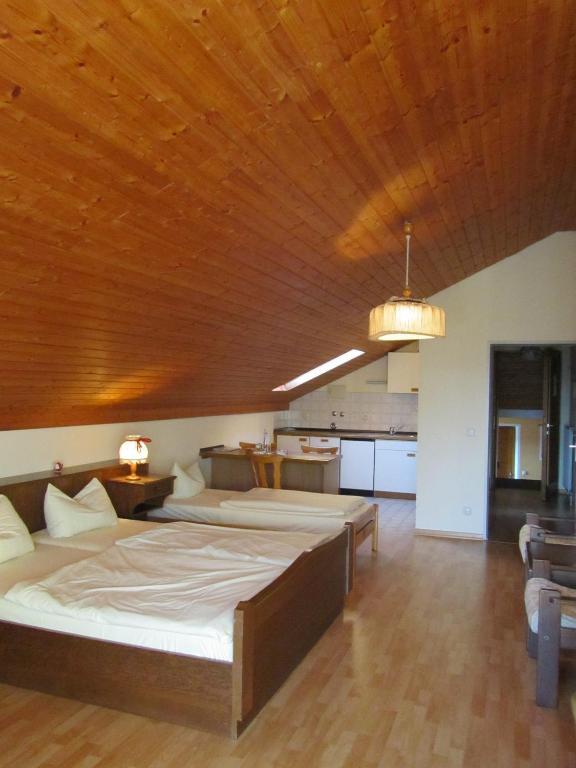 فولفراتسهاوزن Hotel Gasthof Humplbrau الغرفة الصورة
