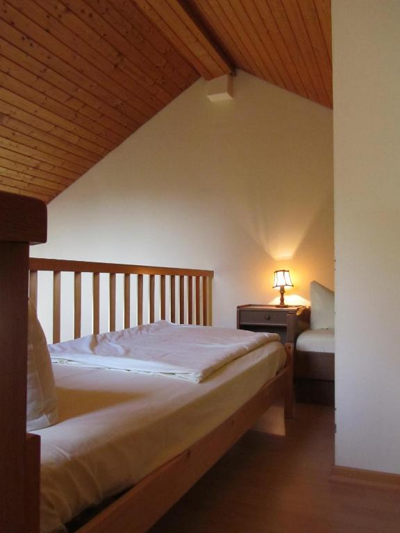 فولفراتسهاوزن Hotel Gasthof Humplbrau الغرفة الصورة